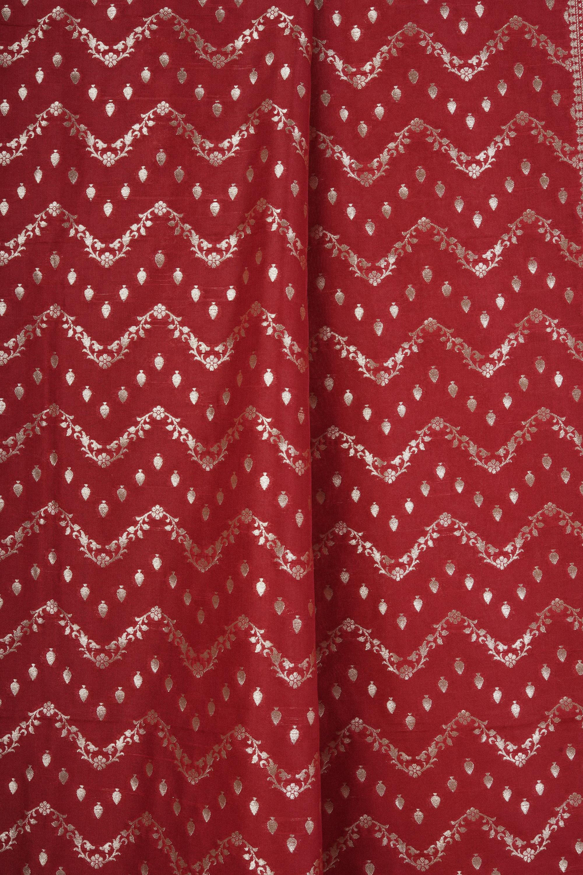 Marron Bold Banarasi Silk Golden Zari Geometric Pattern Dupatta