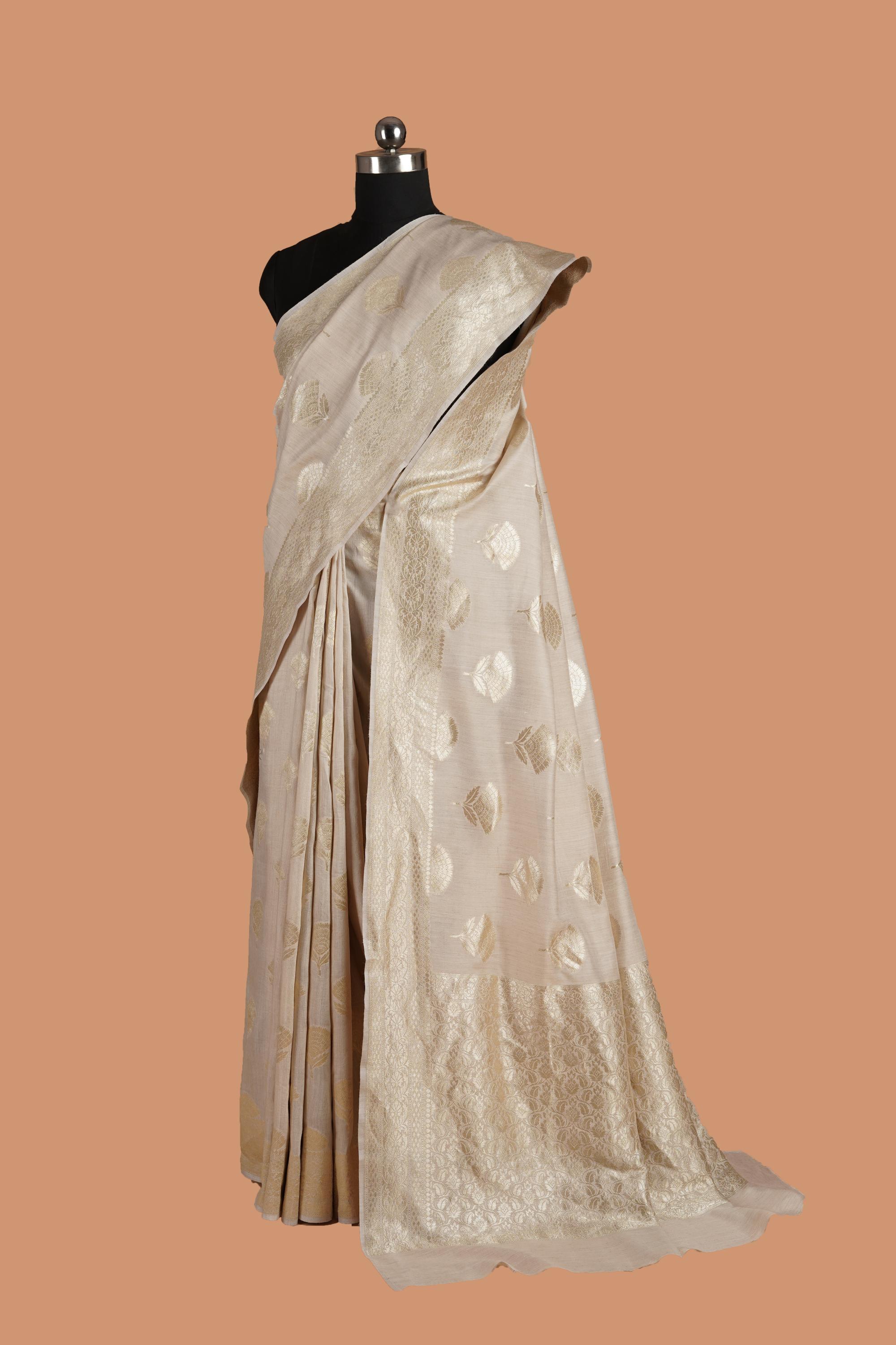 Traditional Off White Munga Silk Saree with Woven Golden Zari